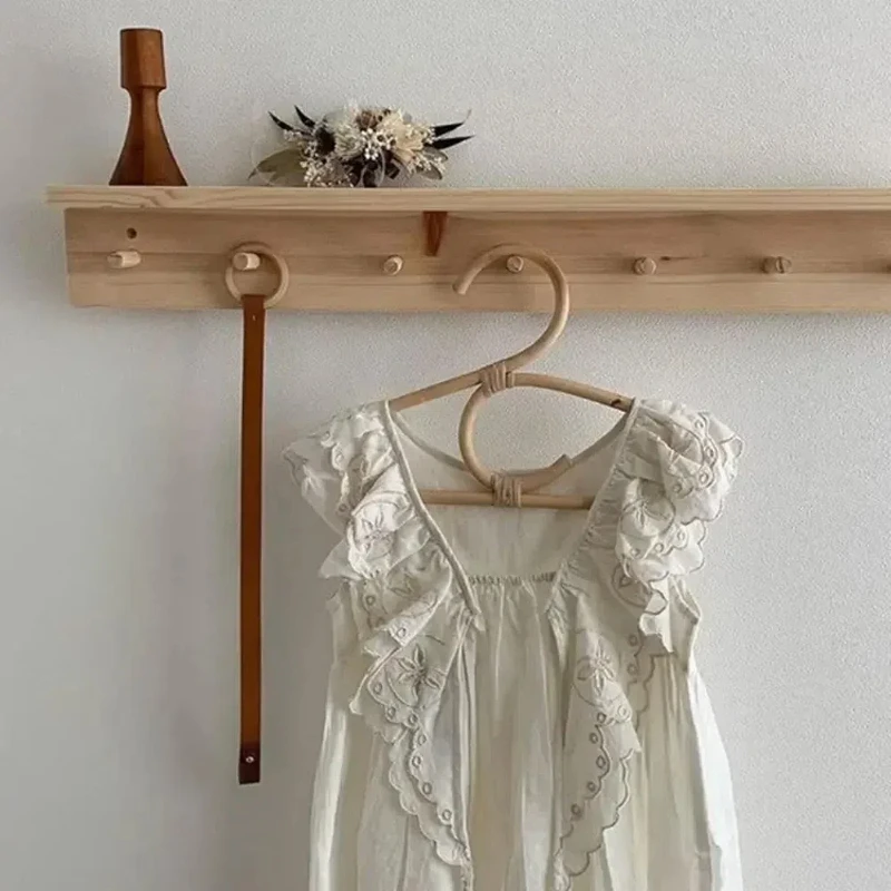 Kid Rattan Hanger Rainbow Moon - Baby Clothing Hangers のレビューと価格