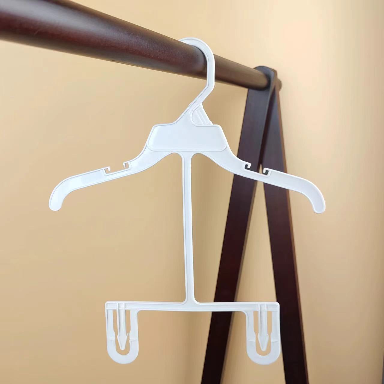 10 pcs Children's Plastic Suit - Baby Clothing Hangers のレビューと価格