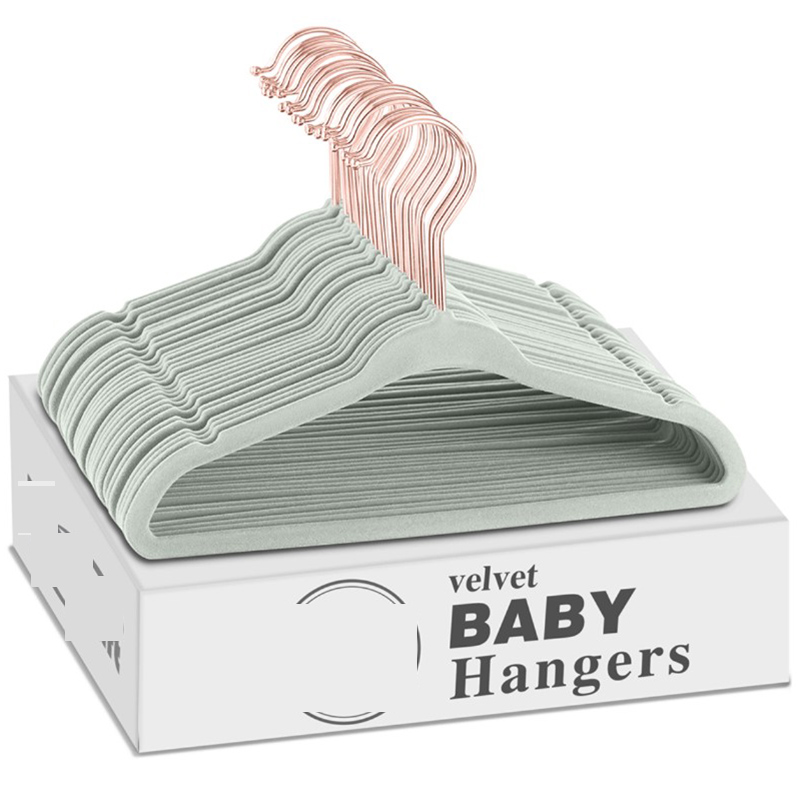 Velvet Hangers for Clothes 10P - Baby Clothing Hangers のレビューと価格